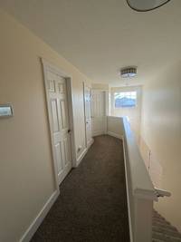 upstairs-hallway-interior-painting