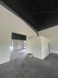 black-ceiling-white-walls-commercial-painting
