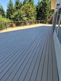 painted-deck-and-railing-grey